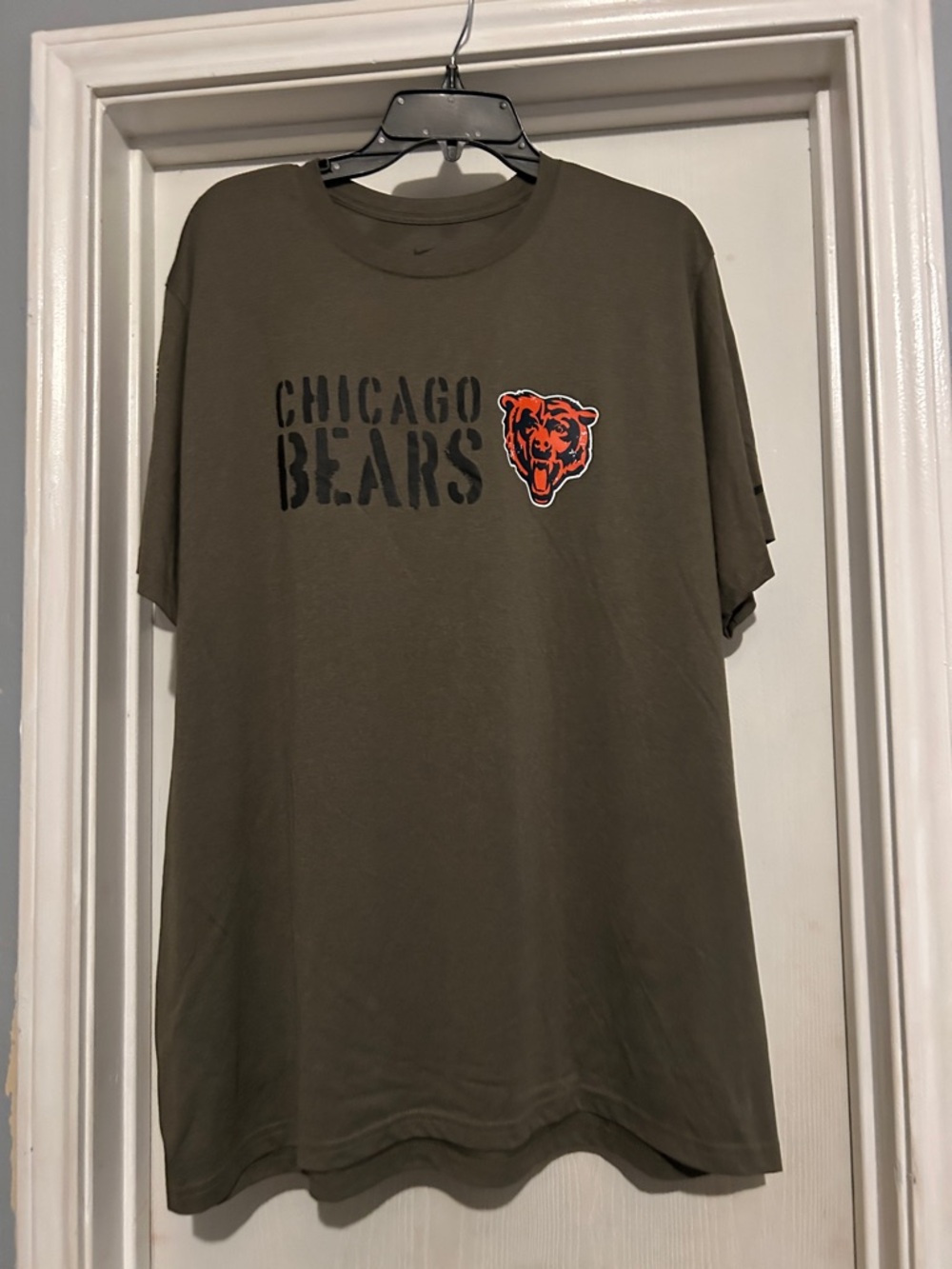Nike Olive Green Chicago Bears Graphic Tee with Orange Logo